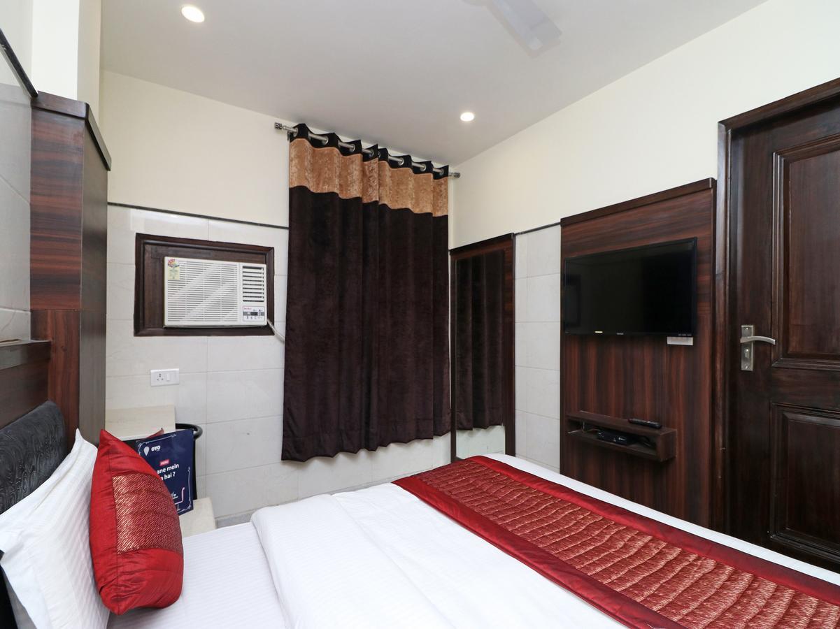 Oyo 11594 Hotel Tvs New Delhi Exterior foto